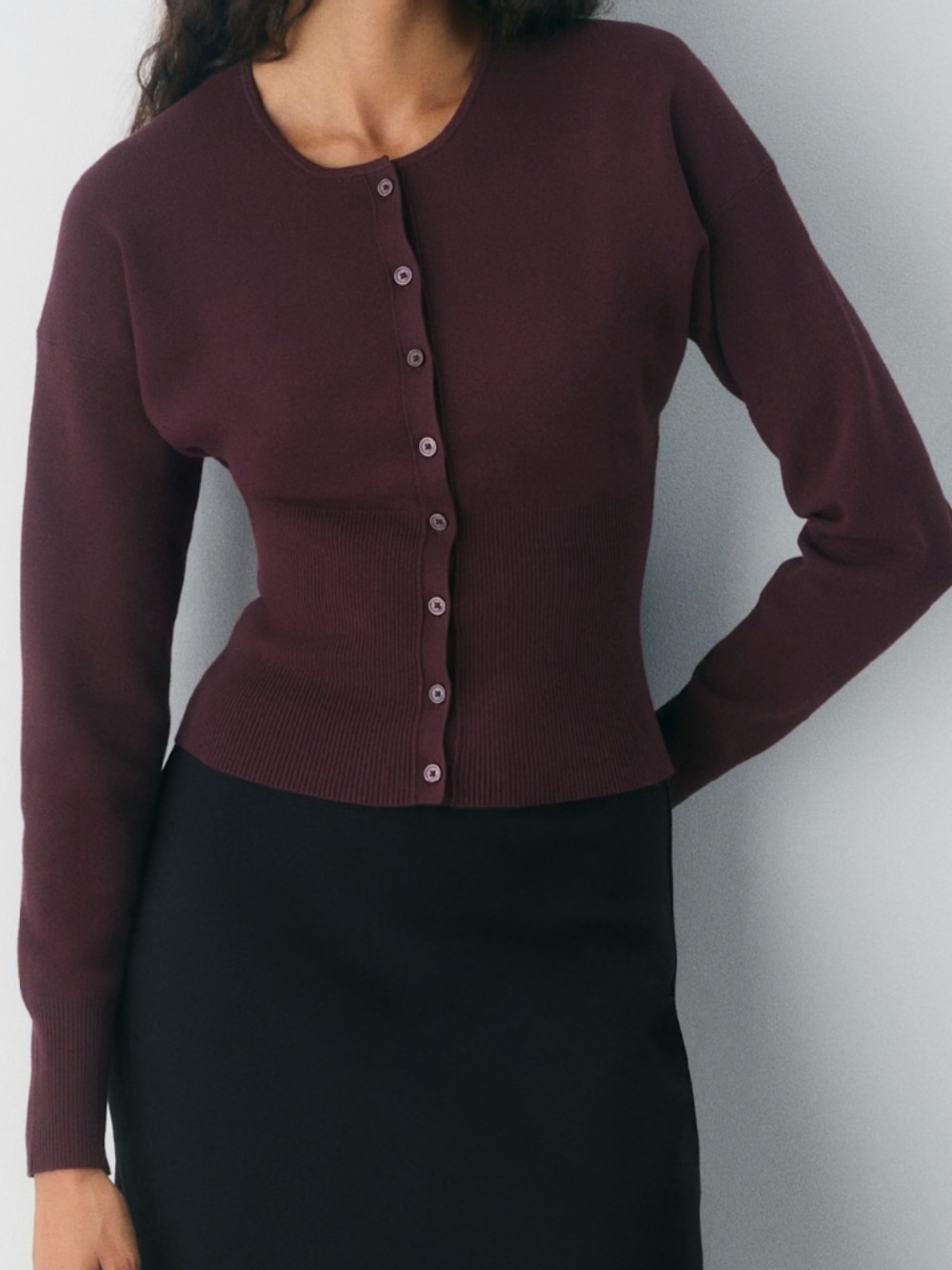 Aritzia Golightly Cardigan - Size M, Color Cardamon